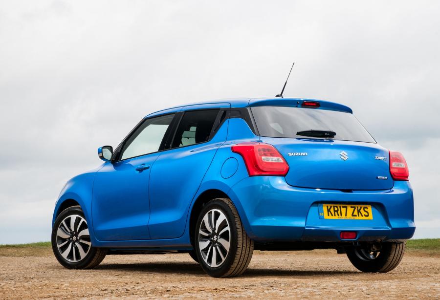  Suzuki Swift SZ5 2017 года  (UK) (фото 4 из 46)